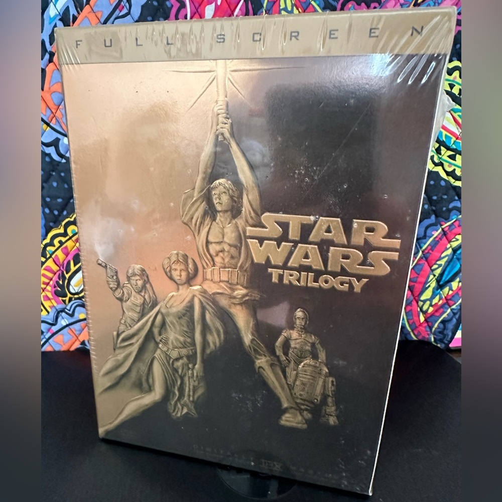 STAR WARS DVD TRILOGY - cool for the serious collector of original JEDI - NIB